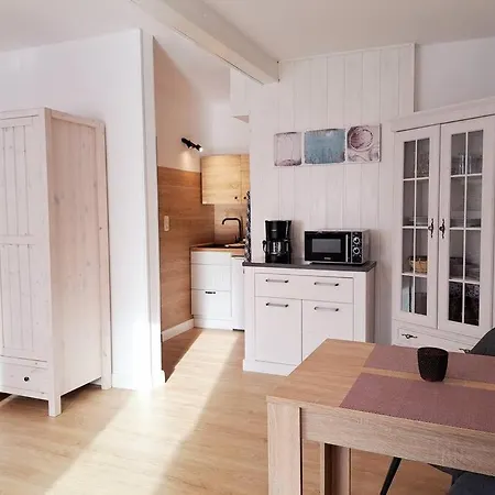 Ruhiges 1-zimmer-appartement, Buesum Apartmán *